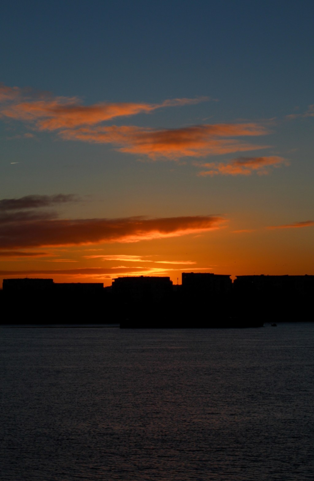 Light Breaking Over a Messy&nbsp;Mind